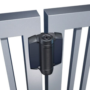 TruClose-self-closing-heavy-duty-hinges-on-metal-pool-gate