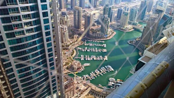 Netzen-balcony-child-safety-net-system-on-very-high-building-balcony-Dubai-Marina