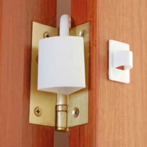 door-finger-protection-hinge-guard-prevents-door-from-slamming-on-fingers