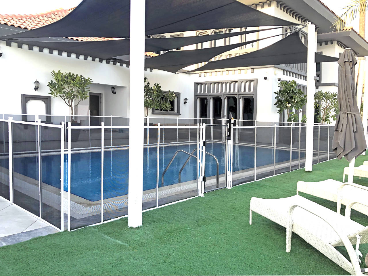 pool-fence-Palm-Jumeirah-7 | AMANANET pool child safety fence, white, Palm Jumeirah, Dubai